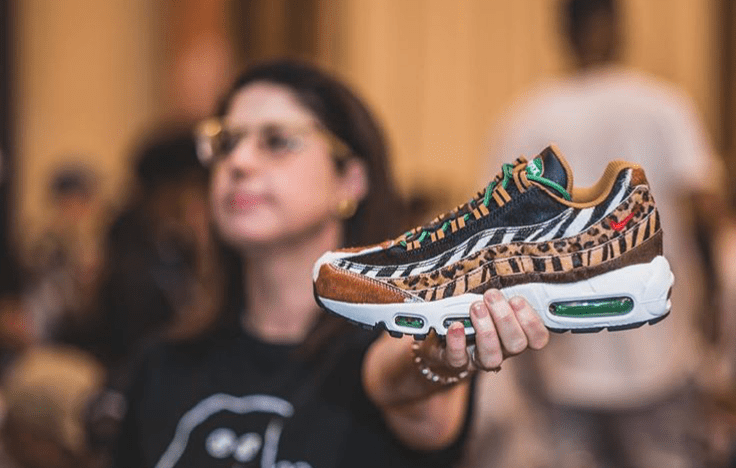 air max 2 atmos on feet